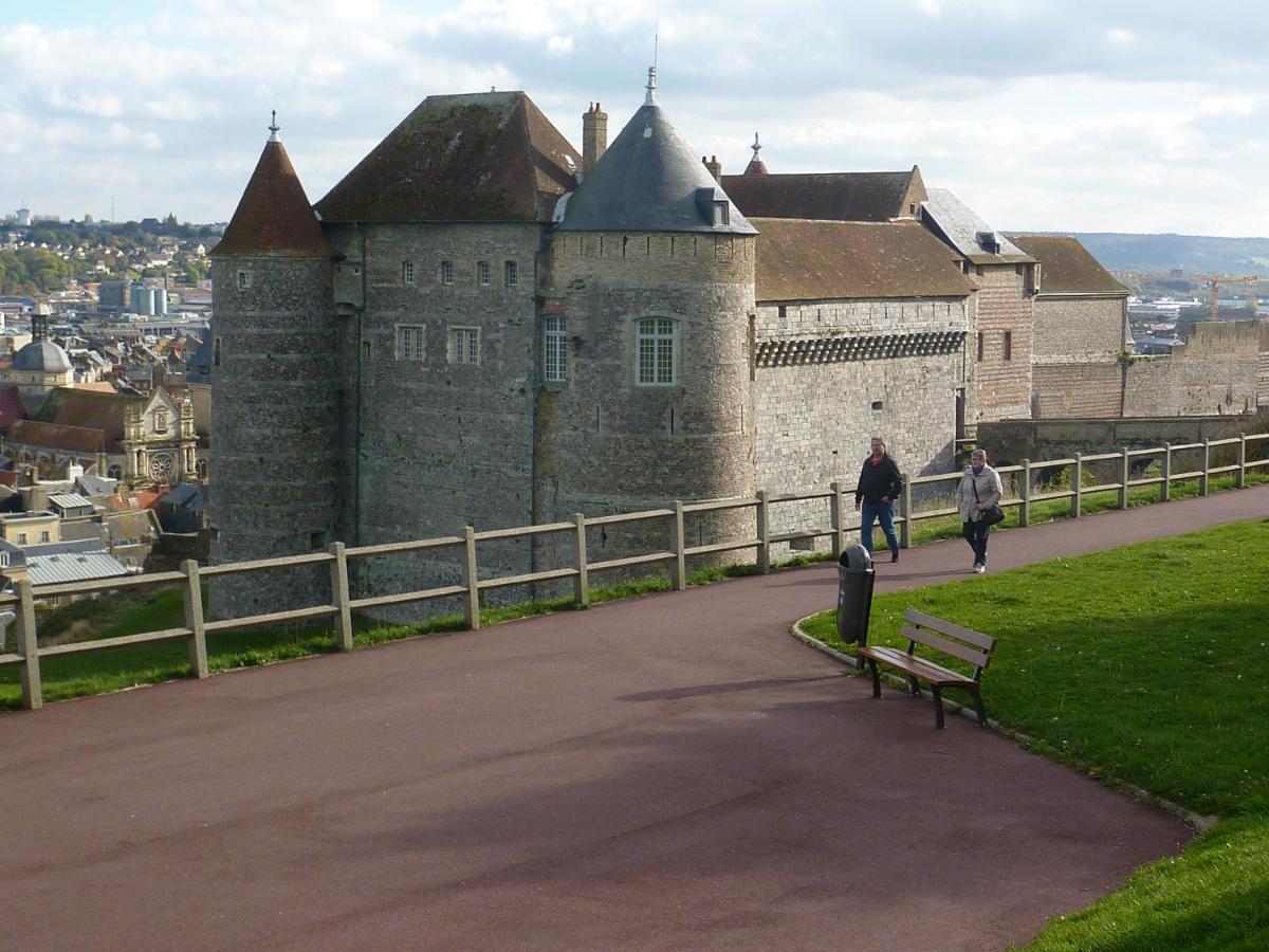 Appartement Entre Mer Et Port De Plaisance ディエップ エクステリア 写真